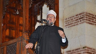 وزير الأوقاف خلال خطبة الجمعة من 