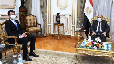  وزير الدولة للإنتاج الحربى يناقش مع سفير كوريا الجنوبية سبل تعزيز التعاون 