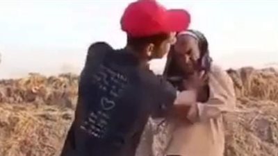 تخفيف الحكم على المتهمين بالتنمر بشأن مُسن المراغة من 3 الى سنة واحدة