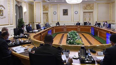 رئيس الوزراء يُتابع مُخططات ترميم وتطوير 