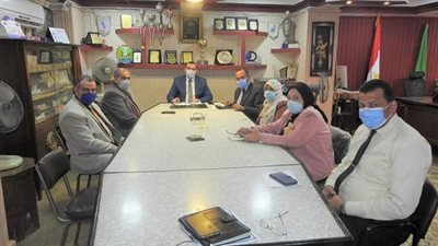 تعليم المنوفية: قاعدة بيانات إلكترونية لجميع العاملين بالوحدات والأقسام والإدارات التابعة