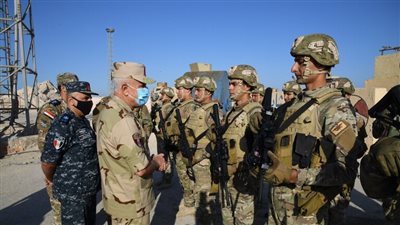 مصر تستعد لموكب عسكري مهيب