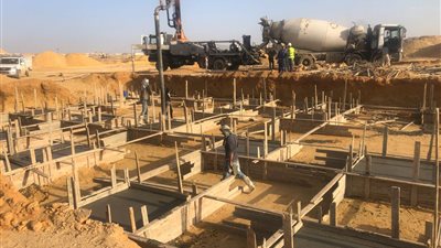 مسئولو وزارة الإسكان يتفقدون أعمال تنفيذ ناد رياضى على مساحة ١٠٦ آلاف م٢ بمدينة بدر