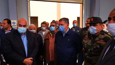 وزير قطاع الأعمال العام يتفقد تطوير محلج القطن بالزقازيق بتكلفة 150 مليون جنيه  