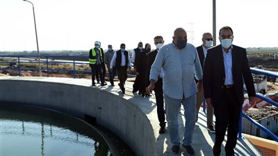 رئيس الوزراء يتفقد مشروع إنشاء محطة ترشيح المياه السطحية بالكاب
