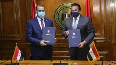 وزير التعليم العالي ووزير التخطيط العراقي يوقعان البرنامج التنفيذي للتعاون بين البلدين للأعوام 2020/2022