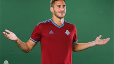 بيراميدز يكشف حقيقة انتقال رمضان صبحى الى الزمالك