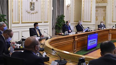 مجلس الوزراء:  دراسة إصدار قرارات لتحصيل غرامات فورية من مخالفي الإجراءات الاحترازية بأزمة فيروس 