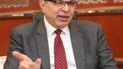 القوي العاملة : تعيين 214 شاباً .. منهم 40 من ذوى القدرات .. وتحرير 40 محضراً لمنشآت خالفت القانون بالبحر الأحمر