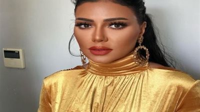 رانيا يوسف تشعل السوشيال ميديا بصور جديدة