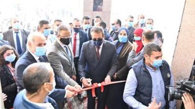 وزير التعليم العالى يفتتح معهد البحوث والدراسات الاستراتيجية بجامعة الفيوم