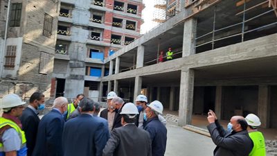 سئولو وزارة الإسكان يتفقدون الأعمال الجارى تنفيذها بمشروعى الإسكان البديل وأبراج النيل بمنطقة مثلث ماسبيرو