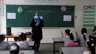 عاجل| تعطيل امتحانات نصف العام للطلاب المصابين بكورونا