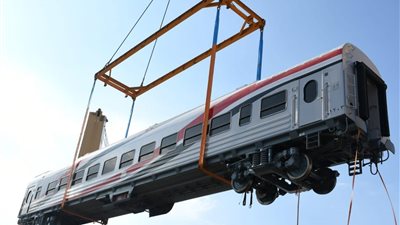 وزير النقل : وصول 13  عربة سكة حديد جديدة للركاب  الى ميناء الاسكندرية  