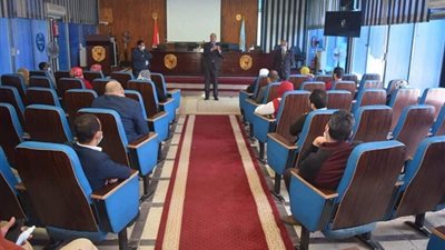 جامعة سوهاج تناقش تفعيل منصات التعليم عن بعد  