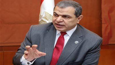 القوى العاملة : تعيين 458 شاباً منهم 38 من ذوي القدرات بالسويس