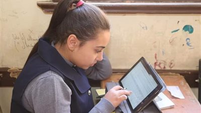 هام | مدرسة أم المؤمنين : علي طلاب الصف الثالث الثانوى ملء الاستمارة قبل الامتحان التجريبي بعد اجازه نصف العام.. ننشر خطوات التسجيل 