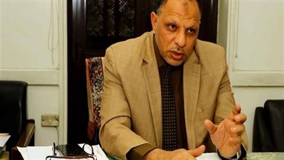 التربية والتعليم تتحدى رئيس الوزراء ..تسلم العاملين بالادارة المركزية لملك الموت تسليم أهالى