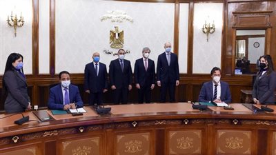رئيس الوزراء يشهد توقيع مذكرة تفاهم لتنفيذ منظومة متكاملة للقطار الكهربائى السريع لربط مدينة العين السخنة بمدينة العلمين الجديدة