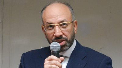 حسام المندوه يطالب وزير التعليم بمواجهة صارمة لمعاهد بير السلم