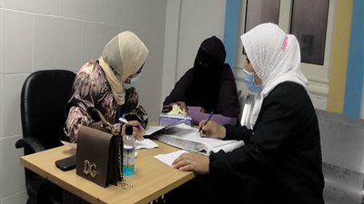 مناظرة 268 حالة طبية بشرية و152 بيطرية فى قافلة جنوب الوادى لحلايب وشلاتين