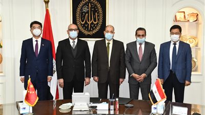   وزير الإسكان وسفير مصر بالصين يشهدان توقيع عقد استكمال الأعمال ومذكرة التفاهم لإدارة وتشغيل منطقة الأعمال المركزية بالعاصمة الإدارية الجديدة
