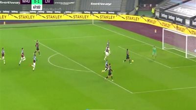 محمد صلاح ينفرد بصدارة الهدافين فى الدوري الانجليزي بعد هدفى وست هام