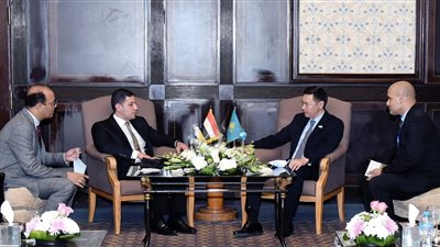 محافظ جنوب سيناء والرئيس التنفيذي للهيئة العامة للاستثمار والمناطق الحرة يفتتحان منتدى الأعمال المصري الكازاخي بمدينة شرم الشيخ