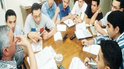 اسعار الدروس الخصوصية نار يا حبيبى نار.. الثانوية العامة سعر المادة 400 جنيه اونلاين.. الاعدادية 100 جنيه للمادة.. والابتدائى 300 جنيه شهريا فى جميع المواد 