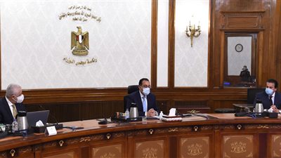 رئيس الوزراء يستعرض الخطوات التنفيذية لمنظومة التراخيص الجديدة