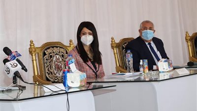 وزيرا الزراعة والتعاون الدولي يشهدان تسليم مزراعي الفيوم والمنيا 324 معدة وآلة زراعية ضمن مشروع مشروع تحسين نظام الميكنة الزراعية المستدامة