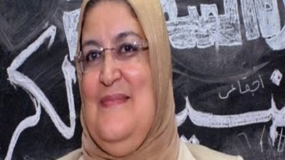 خبيرة تربوية تطالب بالاستعانة بالمعلمين المحالين الى المعاش للتدريس فى كليات التربية 