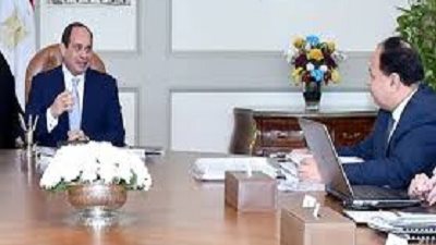 معلمة مقهورة..التكليفات برفع المعاناة عن المعلمين مش 300 او 400 جنيه يا وزير المالية.. فيديو