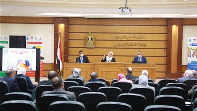 وزيرة التضامن الاجتماعي تبحث مع مديري المديريات تعزيز آليات التنسيق بشأن مبادرة 