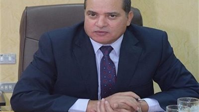 رئيس جامعة سوهاج: امتحانات الفصل الدراسي الأول ورقيً