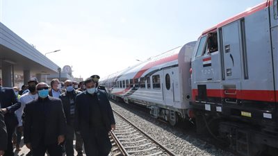 وزير النقل يشهد افتتاح ودخول برج إشارات ديروط 