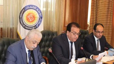 تعرف علي الإجراءات الاحترازية التى أقرها الأعلي للجامعات لسير الامتحانات لهذا العام