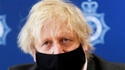 بريطانيا تعلن رفع قيود الإغلاق العام بسبب كورونا بـ