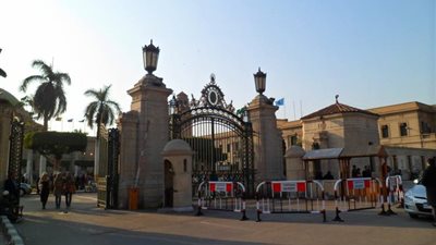 عاجل| صرف 1750 جنيها مكافآت مالية للعاملين بهذه الجامعة بمناسبة شهر رمضان