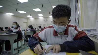 الصين تعلن عودة الدراسة.. خربت الدنيا وعادت فيها الحياة 