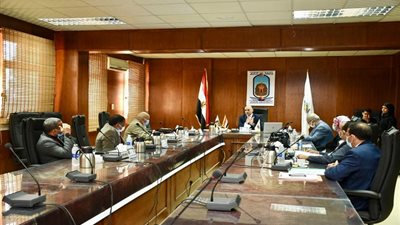 مجلس جامعة الاقصر يعتمد جدول امتحانات التيرم الاول