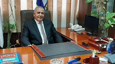 وكيل وزارة التربية والتعليم بدمياط.. يتابع سير عملية امتحانات الفصل الدراسى الأول