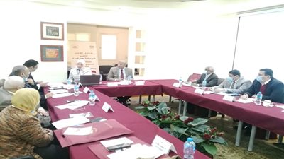 «تطوير التعليم بالوزراء» يناقش استعدادات المجمعات التكنولوجية للامتحانات والفصل الدراسي الثاني