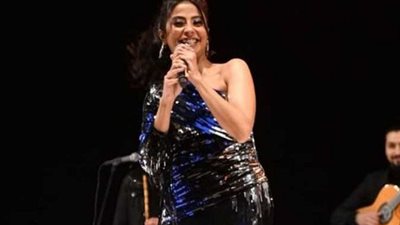 بالفيديو.. روبي ترقص تحت سفح أهرامات الجيزة