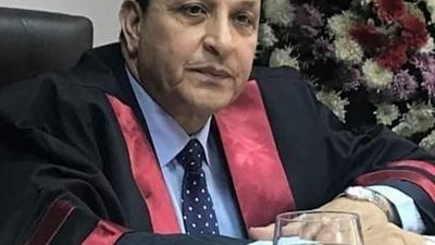 استاذ تخطيط تربوى: اتركوا طارق شوقى وتعليماته ولاتبالوا بما يقول