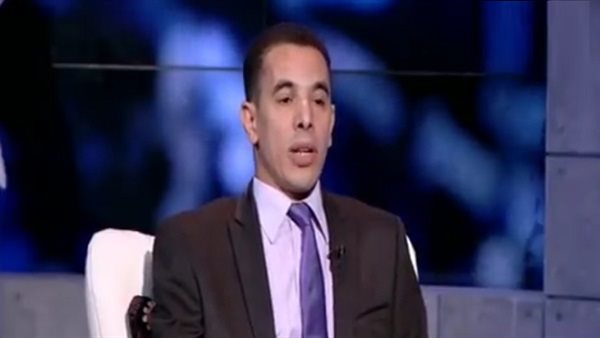 الكاتب الصحفى محمد