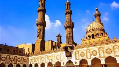 الأزهر يصدر فتوى بشأن لقاحات كورونا والصيام