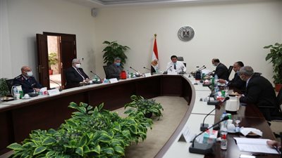 عبد الغفار يصدر عددا من القرارات المهمة بشأن صندوق رعاية المبتكرين والنوابغ         