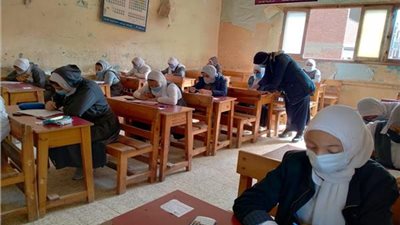 عاجل.. خطأ فنى بامتحان مادة العلوم للشهادة الإعدادية اليوم.. و