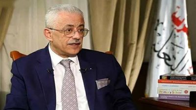 طارق شوقى يوجه تحذير الى جميع المعلمين والمهتمين بالتعليم